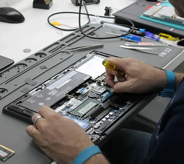 INFOLAN – Assistência Técnica Especializada em Computadores e MacBooks