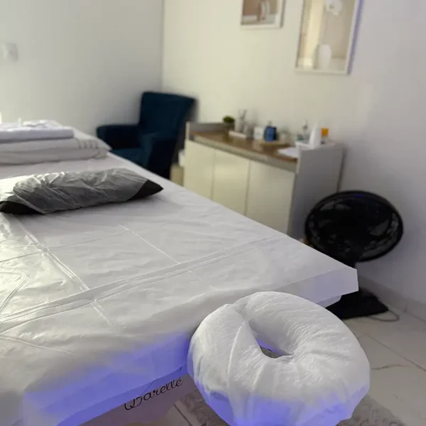 Akemi Massagem