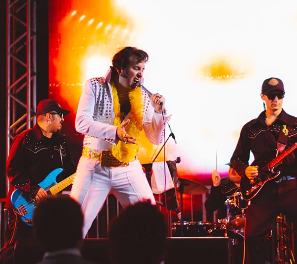 ELVIS REVIVAL ESPECIAL