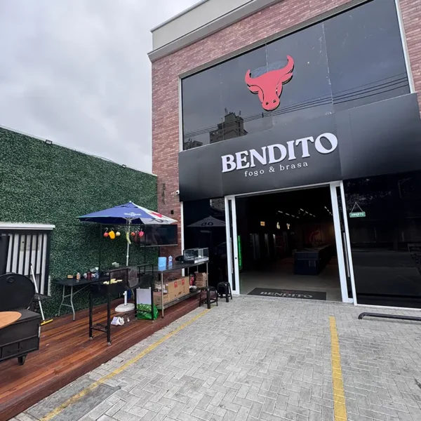 Bendito Fogo & Brasa