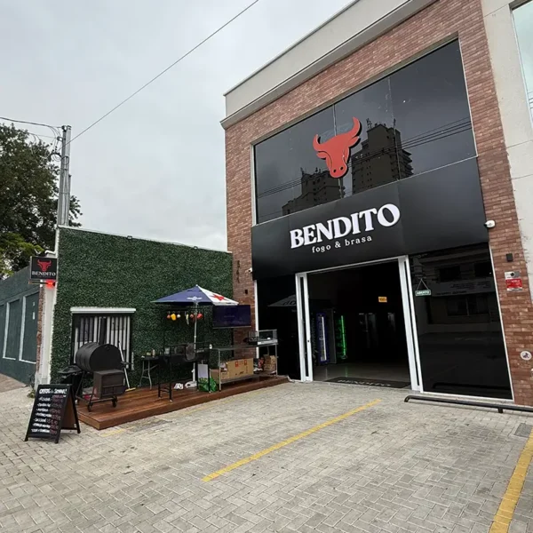 Bendito Fogo & Brasa