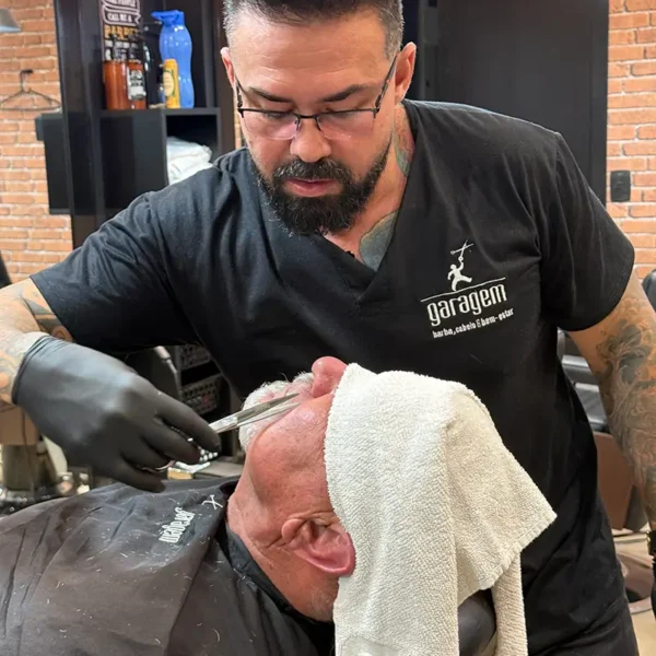 Garagem Barbearia Market Place