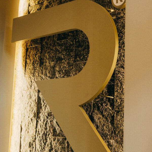 Refine Grooming Concept — Barbearia & Spa Masculino Premium