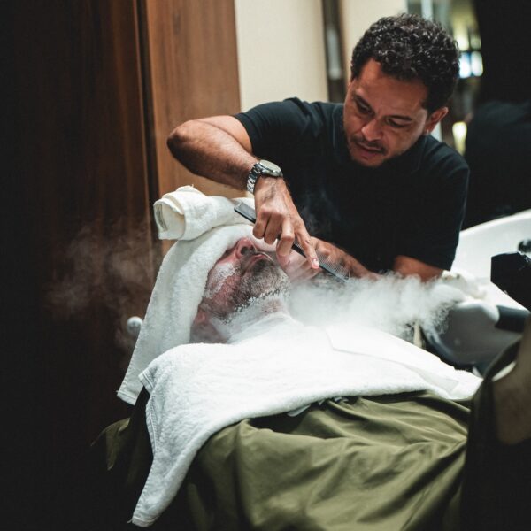 Refine Grooming Concept — Barbearia & Spa Masculino Premium