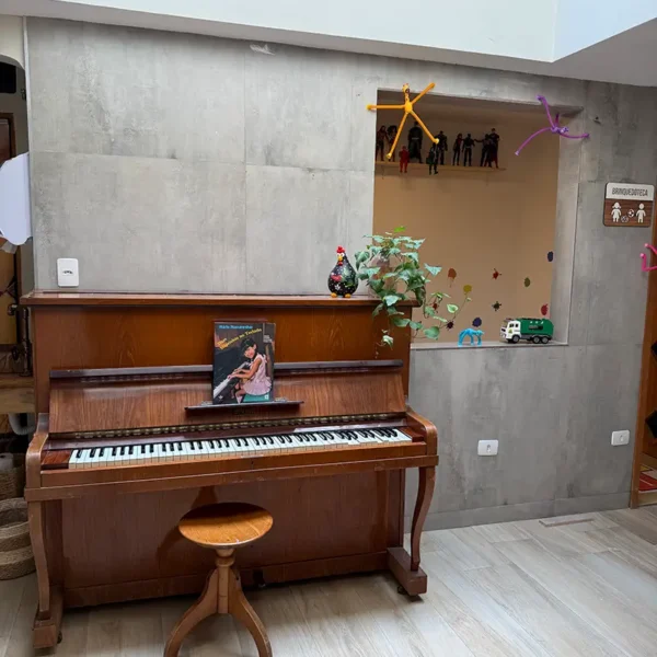 Uai Salgados Moema — Loja de Fábrica de Salgados Congelados